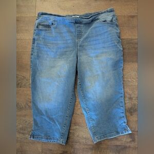 Croft & Barrow Blue Denim Capris Size 18w